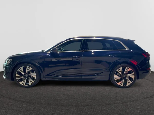 AUDI Q8 e-tron (2025) — foto 8 van 15
