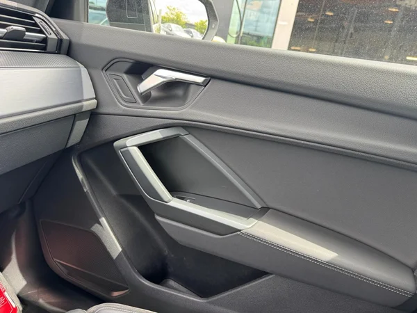 AUDI Q3 Dsl (2021) — foto 9 van 24