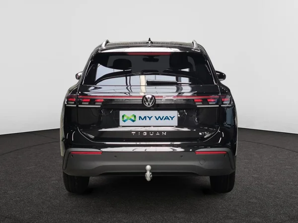 VOLKSWAGEN Tiguan (2026) — foto 20 van 23