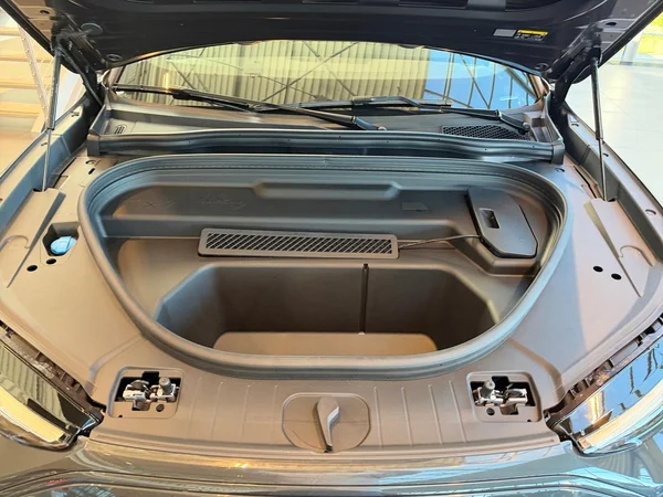 AUDI Q6 Sportback e-tron (2026) — foto 15 van 24