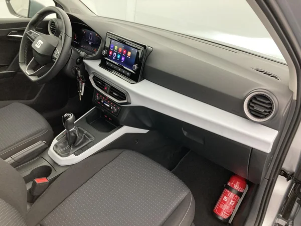 SEAT Arona (2024) — foto 2 van 35