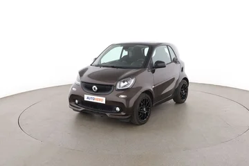 Smart fortwo 4baf3f42-3ffd-4708-9e04-281b4d8369ef