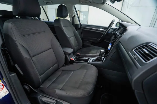 Volkswagen E-Golf (2019) — foto 7 van 75