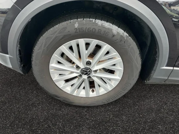 VOLKSWAGEN T-Roc (2021) — foto 5 van 21