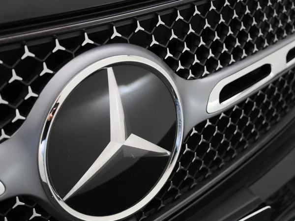 Mercedes-Benz GLC (2025) — foto 35 van 49