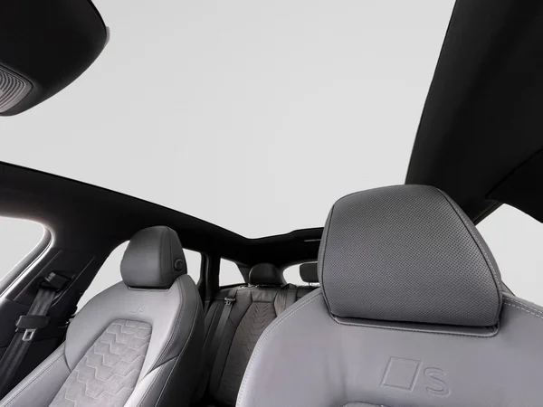 AUDI A6 Avant e-tron (2025) — foto 14 van 24