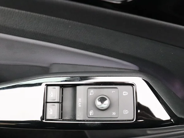 Volkswagen ID.4 (2023) — foto 4 van 31