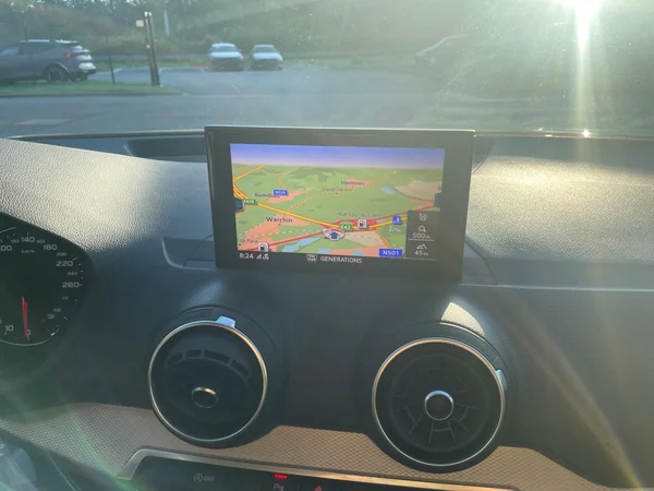 AUDI Q2 (2020) — foto 11 van 20