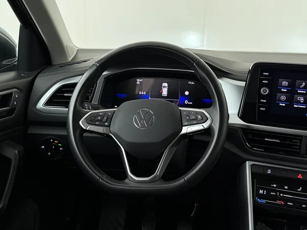 VOLKSWAGEN T-Roc (2024) — foto 14 van 28