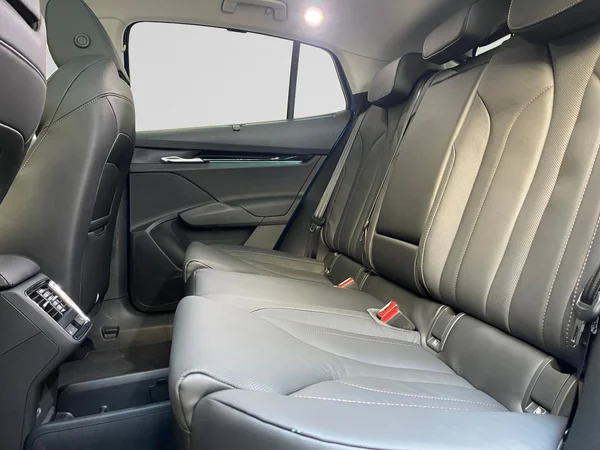 SKODA Enyaq Coupé (2025) — foto 13 van 19