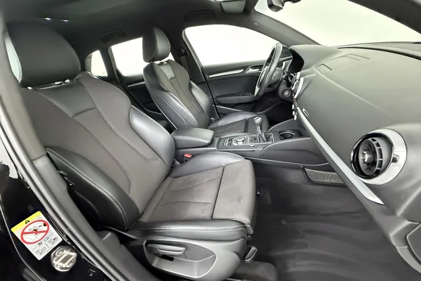Audi A3 Sportback (2019) — foto 11 van 29