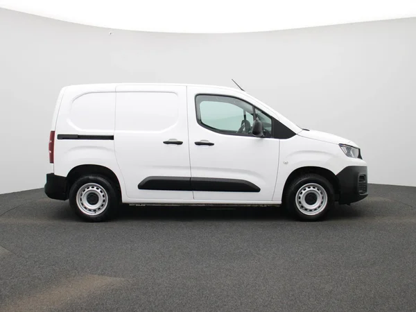 Peugeot Partner (2022) — foto 31 van 33