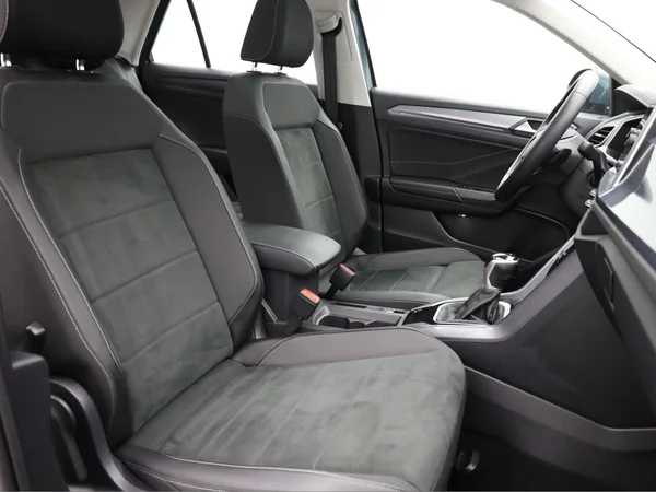 VOLKSWAGEN T-Roc (2023) — foto 19 van 24
