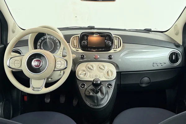 Fiat 500 (2022) — foto 9 van 35