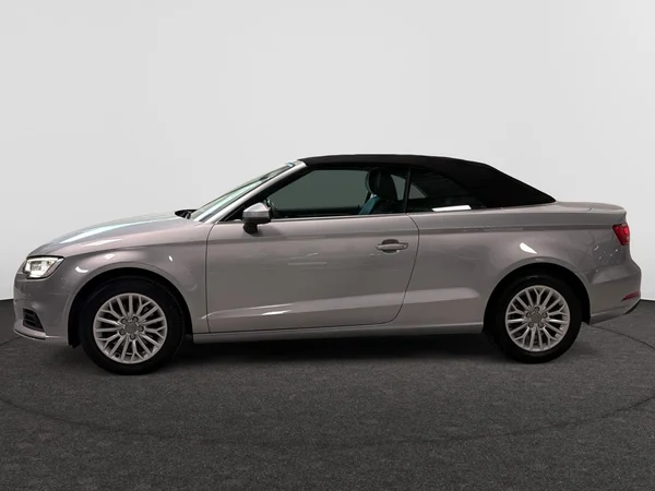AUDI A3 Cabriolet (2016) — foto 10 van 17