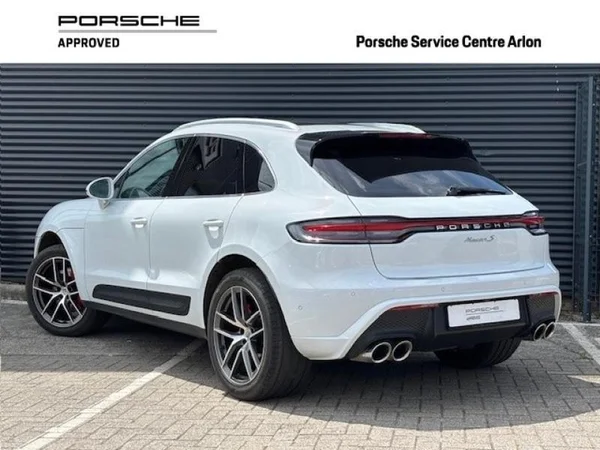 PORSCHE Macan S (2023) — foto 26 van 31