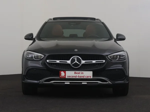 MERCEDES C 220 (2022) — foto 29 van 31