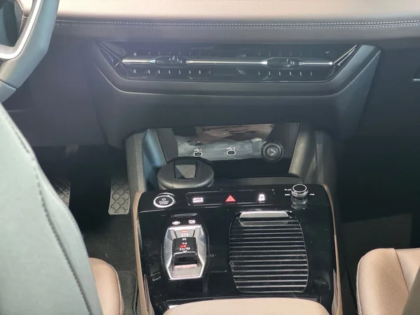 AUDI Q6 Sportback e-tron (2026) — foto 7 van 22
