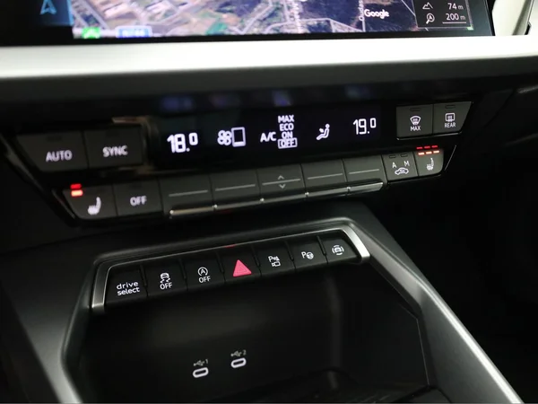 AUDI A3 Sportback (2025) — foto 10 van 24