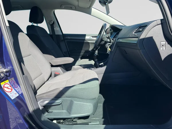 VOLKSWAGEN Golf VII (2018) — foto 14 van 18