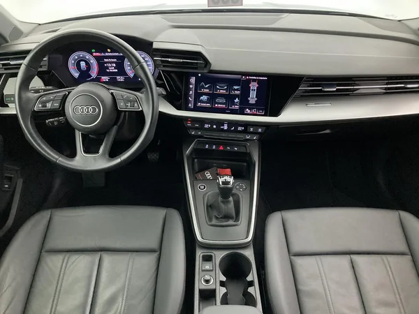 AUDI A3 Sportback (2022) — foto 22 van 35