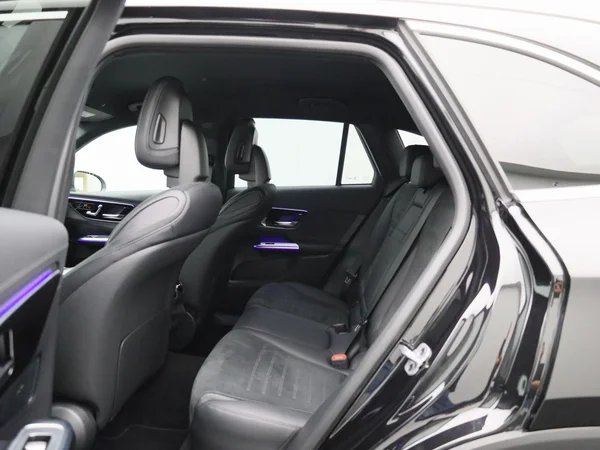 Mercedes-Benz GLC (2025) — foto 2 van 53
