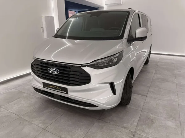 Ford Transit Custom — foto 12 van 23