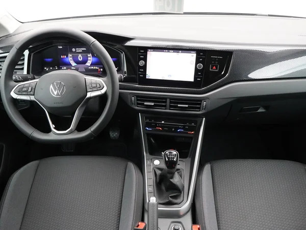 VOLKSWAGEN Taigo (2024) — foto 6 van 23