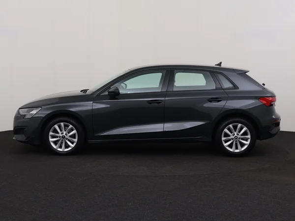 AUDI A3 (2021) — foto 12 van 26