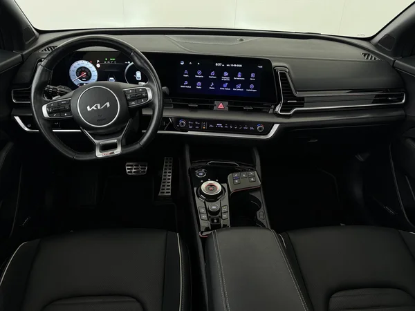 KIA Sportage (2023) — foto 31 van 31