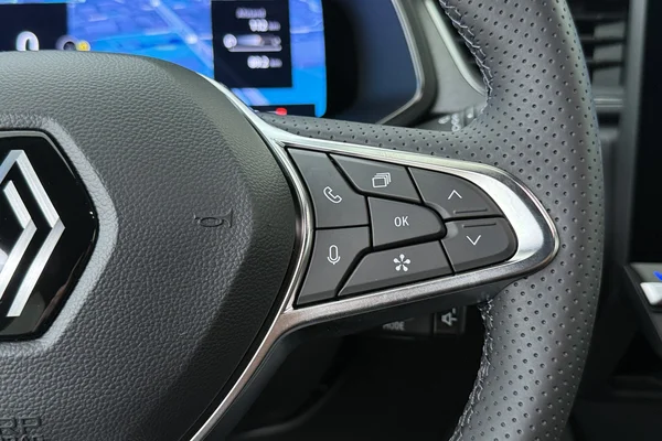 Renault Captur (2025) — foto 6 van 16