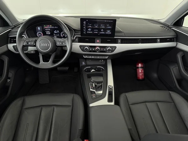 AUDI A4 (2022) — foto 31 van 31