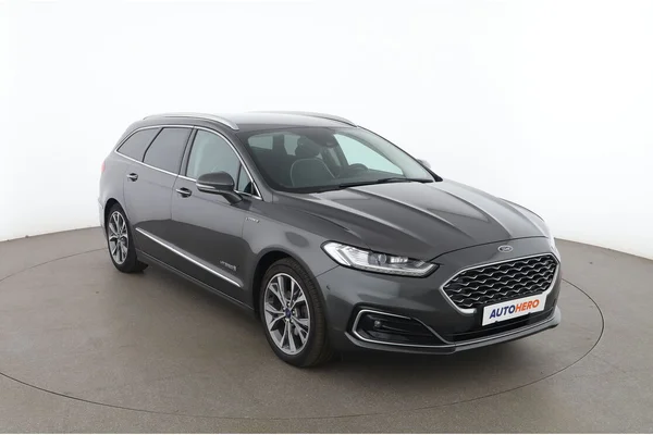 Ford Mondeo (2019) — foto 14 van 16
