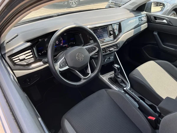 VOLKSWAGEN Polo (2023) — foto 20 van 21