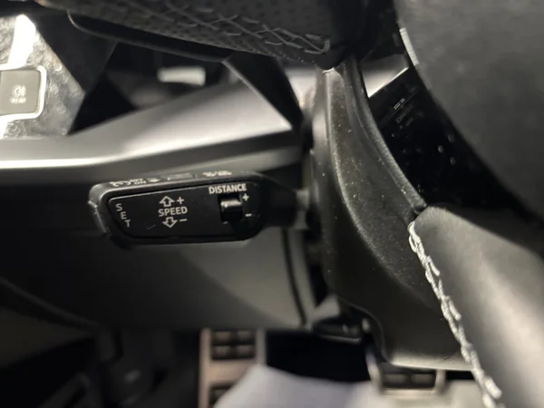 AUDI A3 Sportback (2023) — foto 18 van 19