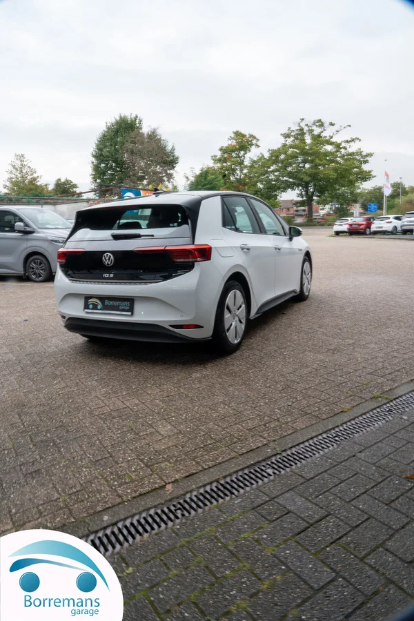Volkswagen ID3 (2022) — foto 28 van 48