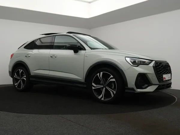 Audi Q3 (2020) — foto 16 van 25