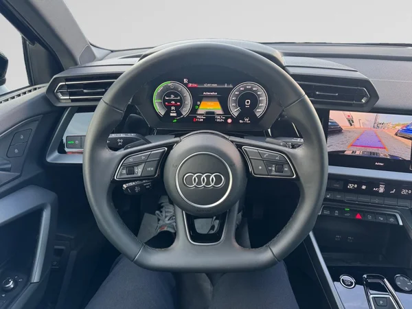 AUDI A3 Allstreet PHEV (2025) — foto 4 van 24
