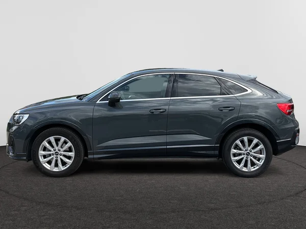 AUDI Q3 Sportback (2020) — foto 10 van 17