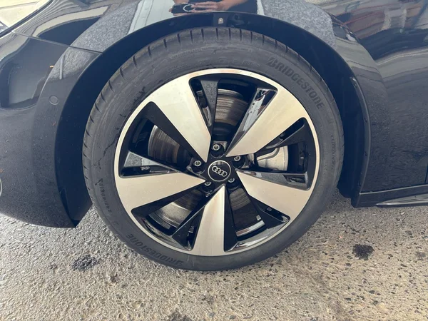 AUDI A5 Avant e-hybrid (PHEV) (2026) — foto 16 van 24