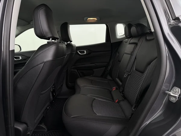 JEEP Compass (2024) — foto 5 van 29