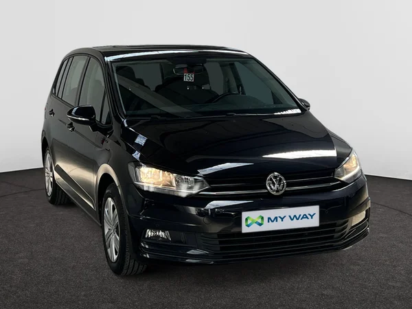 VOLKSWAGEN Touran (2019) — foto 8 van 20