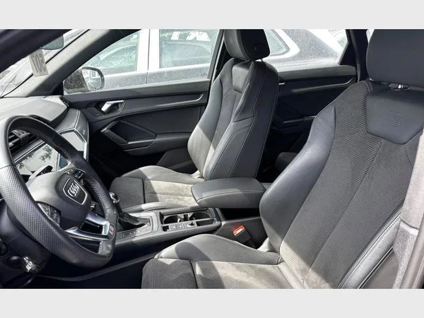 Audi Q3 Sportback (2022) — foto 15 van 33
