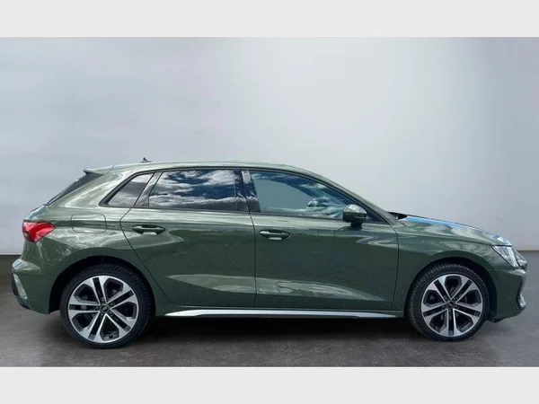 Audi A3 Sportback (2024) — foto 26 van 29