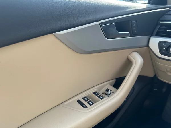 AUDI A4 Avant (2024) — foto 3 van 19