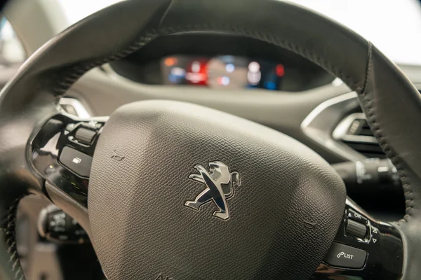 Peugeot 308 (2021) — foto 49 van 64