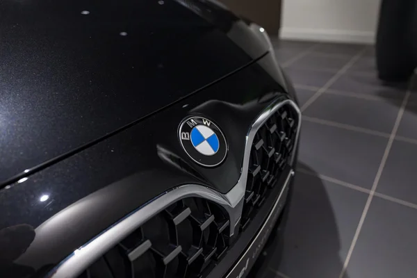 BMW 4 Reeks (2024) — foto 10 van 40