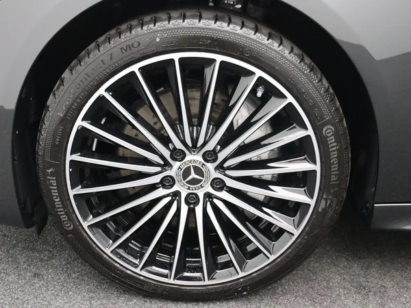 Mercedes-Benz C-Klasse (2026) — foto 27 van 29
