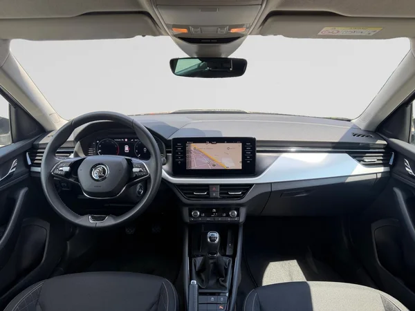 SKODA Kamiq (2023) — foto 7 van 22