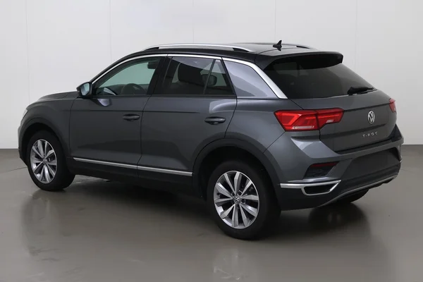 Volkswagen T-Roc (2019) — foto 15 van 21
